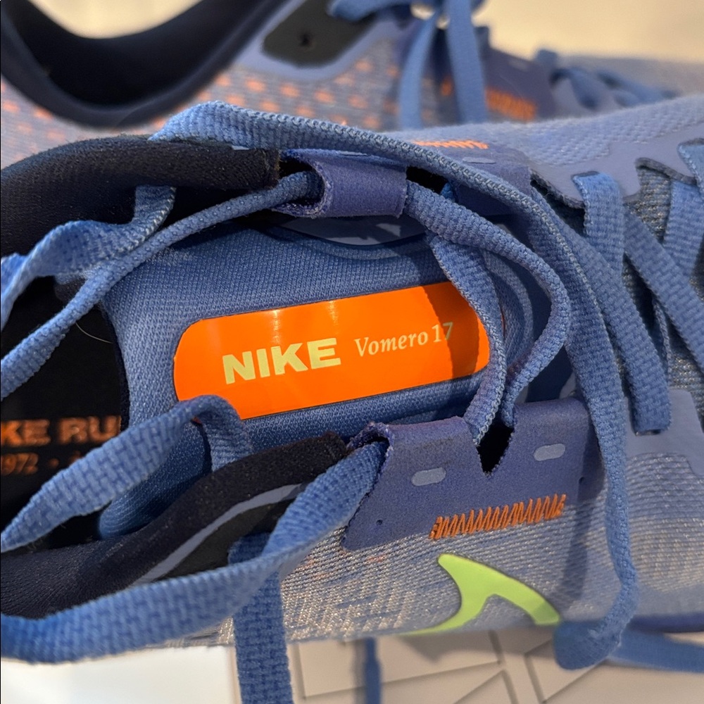 Nike Women’s Vomero 17 - Picture 7 of 7